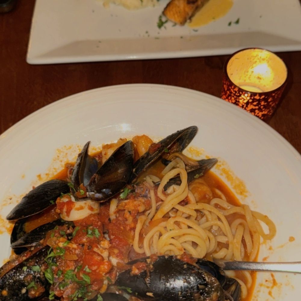 Sam's Kitchen - Frutti de mare, salmon risoto - Italian Near Me - Woburn, Massachusetts Sam's Kitchen - Frutti de mare, salmon risoto - Italian Near Me - Woburn, Massachusetts