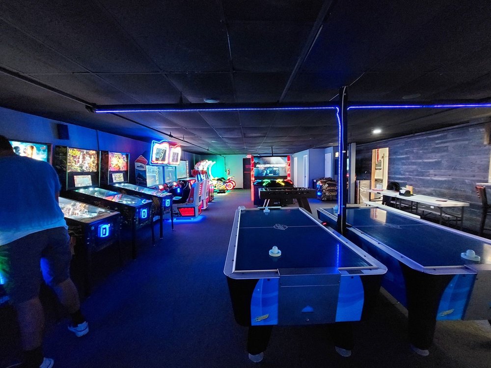GAMEROOM OUTFITTERS Updated July 2024 23 Photos 807 W Lake