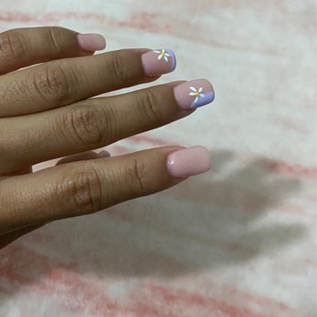 Sky Nails - Nail Salons Near Me - Taylor, Texas