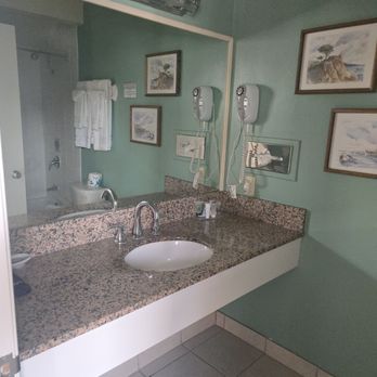 Colton Inn - Room 201 - Hotels Near Me - Monterey, California Colton Inn - Room 201 - Hotels Near Me - Monterey, California