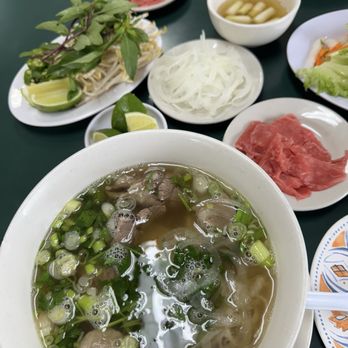 Pho Bang Restaurant - Pho Dac biet with meat ball and the steak on side - Vietnamese Near Me - Gretna, Louisiana Pho Bang Restaurant - Pho Dac biet with meat ball and the steak on side - Vietnamese Near Me - Gretna, Louisiana