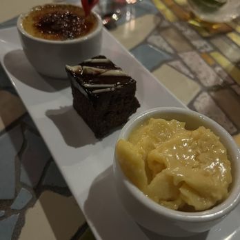 Robins Restaurant - Sweet Trio - New American Near Me - Cambria, California Robins Restaurant - Sweet Trio - New American Near Me - Cambria, California