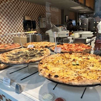 Mad Pie - Pizza Near Me - Honolulu, Hawaii Mad Pie - Pizza Near Me - Honolulu, Hawaii