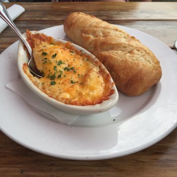 Nicks Fish House - Crab dip with a perfectly generous portion of simple white bread - Seafood Near Me - Baltimore, Maryland Nicks Fish House - Crab dip with a perfectly generous portion of simple white bread - Seafood Near Me - Baltimore, Maryland