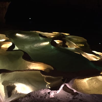Grotte Saint-Marcel by null