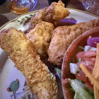 Twisted Oaks Saloon - Chicken tenders and side salad - Bars Near Me - Dowelltown, Tennessee Twisted Oaks Saloon - Chicken tenders and side salad - Bars Near Me - Dowelltown, Tennessee