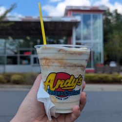 Andy's Frozen Custard - Peach summer concrete