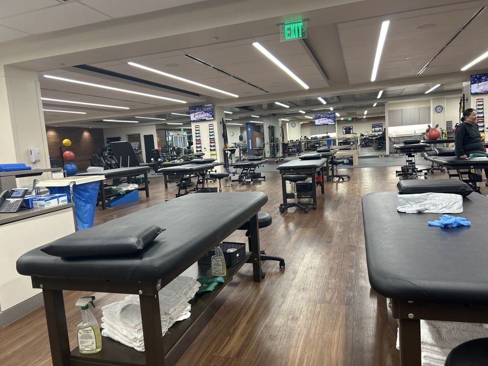 Uchealth Physical Therapy And Rehabilitation Clinic - Inverness