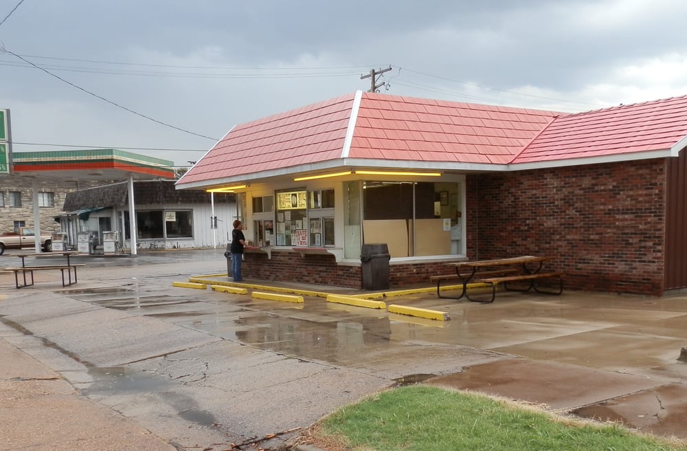 CHAFFEE DRIVE IN 200 S Main St, Chaffee, Missouri Restaurants