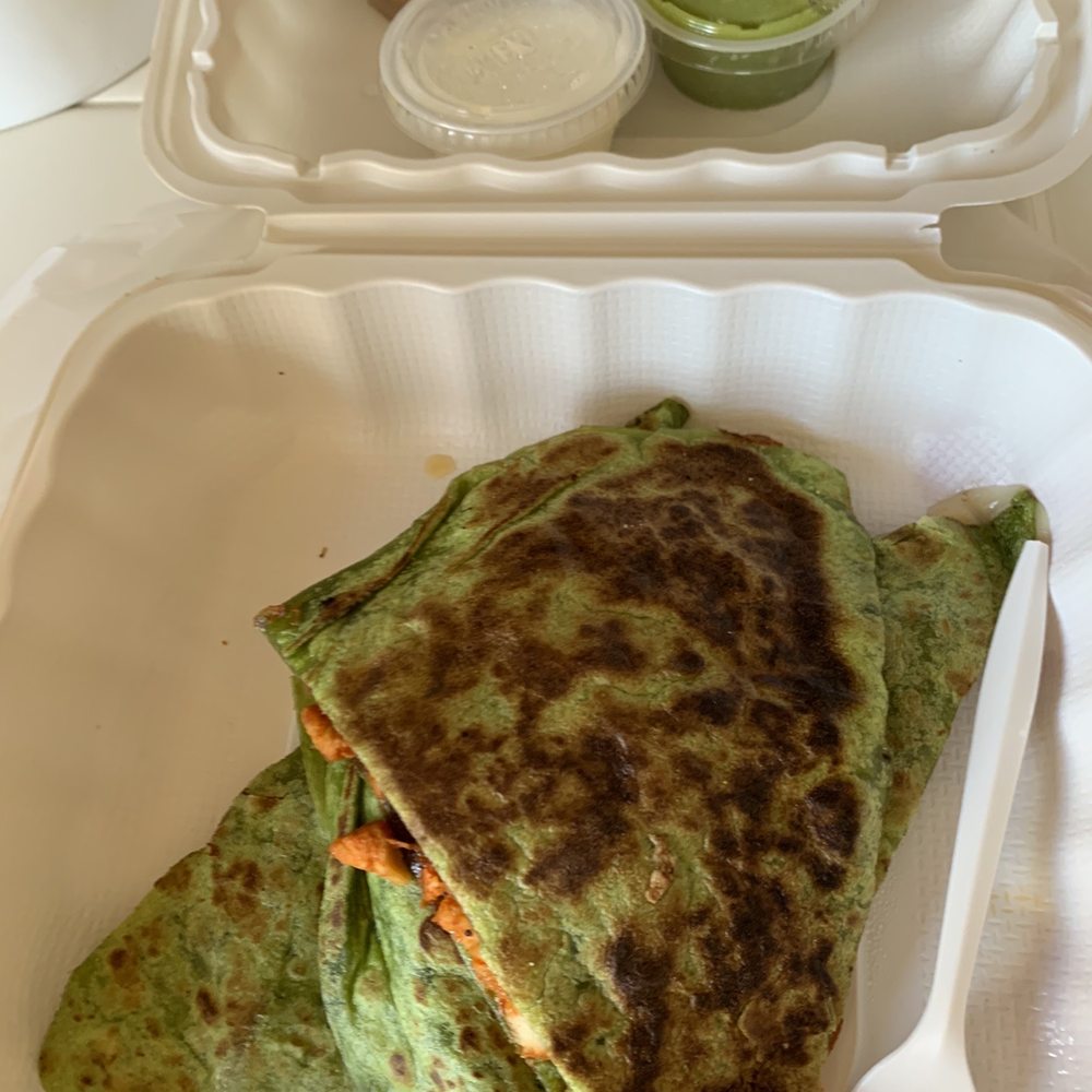 Mami Cheli’s - Quesadilla with grilled chicken - Mexican Near Me - Menlo Park, California Mami Cheli’s - Quesadilla with grilled chicken - Mexican Near Me - Menlo Park, California