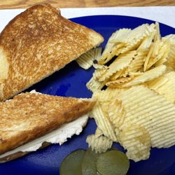 Debbie's Deli & Pizza
