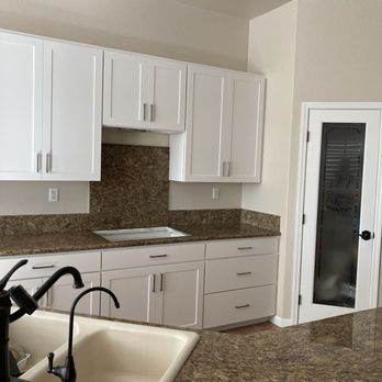 Express Reface - Cabinetry Near Me - Sacramento, California