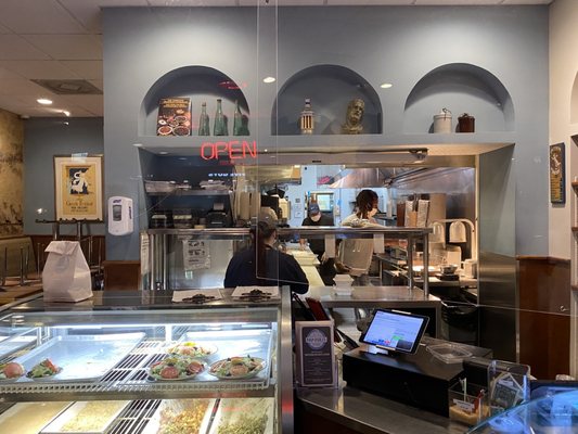 Papouli's Mediterranean Cafe and Market by null