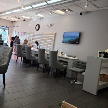 Baly Nails Spa - Interior - Nail Salons Near Me - Aberdeen, North Carolina