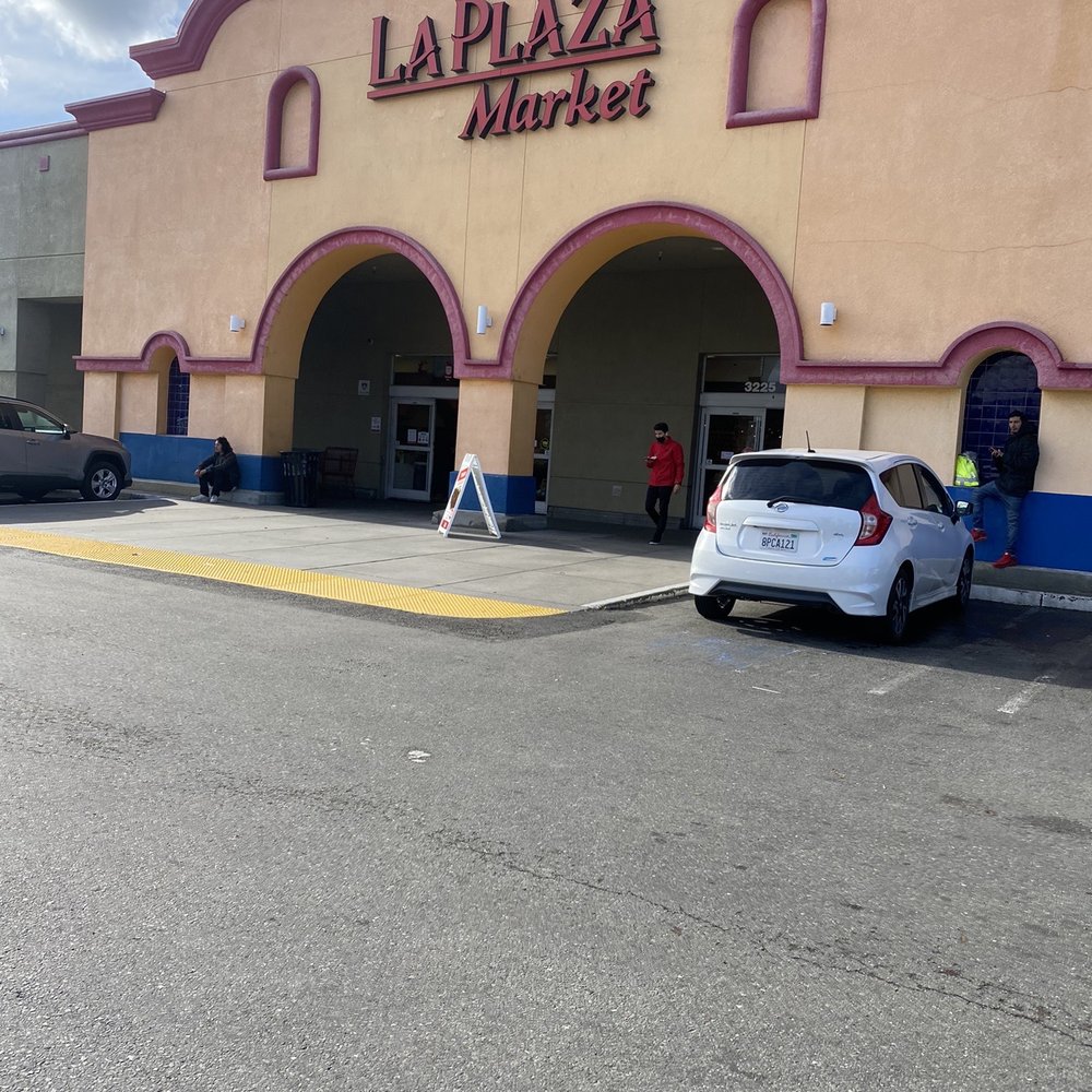 La Plaza Market - Grocery Near Me - Tracy, California La Plaza Market - Grocery Near Me - Tracy, California