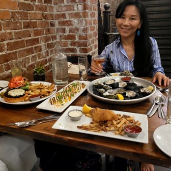 Rock and Rye Oyster House - Fish & chips, wagyu burger, oysters, Sushi - Seafood Near Me - Bellingham, Washington Rock and Rye Oyster House - Fish & chips, wagyu burger, oysters, Sushi - Seafood Near Me - Bellingham, Washington