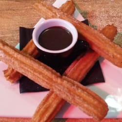 Dos Amigos - Churros con chocolate....yummy...melt in mouth ...Churros were light as the long island white cloud