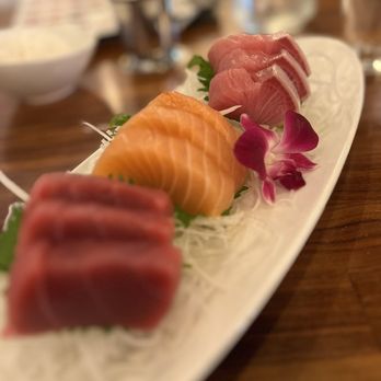 Mikko Sushi - chef's choice sashimi - Sushi Bars Near Me - Escondido, California Mikko Sushi - chef's choice sashimi - Sushi Bars Near Me - Escondido, California
