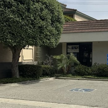 Rain Thai Massage - Front door - Massage Near Me - Ventura, California Rain Thai Massage - Front door - Massage Near Me - Ventura, California