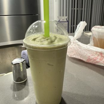 Alo Asian Kitchen - Avocado smoothie - Vietnamese Near Me - Laguna Niguel, California