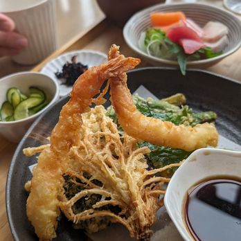 Akami Sushi - Tempura - Sushi Bars Near Me - Arcadia, California