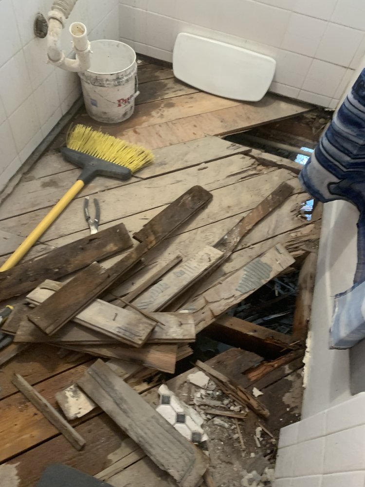 Slide of DIY Doctor Handyman