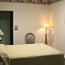 CNMRI - CNMRI Sleep Lab features Sleep Number beds, spacious facilities and private bath and shower