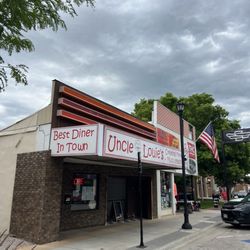 Uncle Louie's Diner