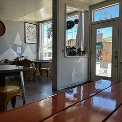 Laod'er Phet's Kitchen Farm To Table Style - Front door