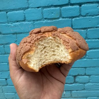 Pan y Cafe - Perfectly baked concha - Bakeries Near Me - Santa Ana, California Pan y Cafe - Perfectly baked concha - Bakeries Near Me - Santa Ana, California