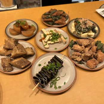 Minyoli - Various dishes from the starters section (Luwei and fried snacks) - Taiwanese Near Me - Chicago, Illinois