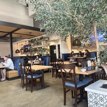 Broken Yolk Cafe - Booths, tables, bar or outside seating - Breakfast & Brunch Near Me - Santee, California