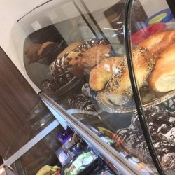 R-Cafe - Bakery Goodies (Bagels, croissants, muffins, chocolate cigars, paleo brownies, keto cookies, etc)