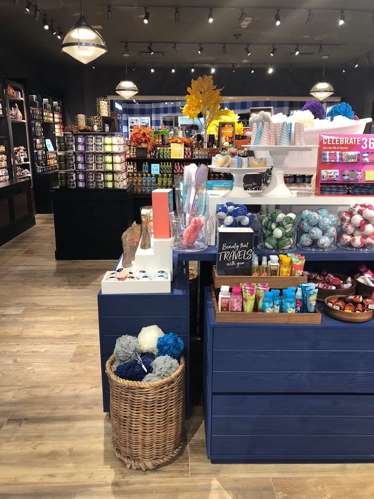 BATH & BODY WORKS Updated September 2024 155 Dorset St, South