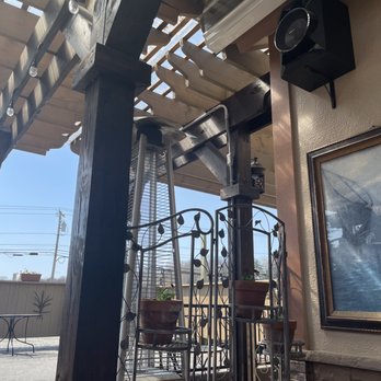 Andriaccio's Restaurant - patio - Pizza Near Me - Mayville, New York