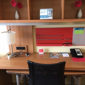 TownePlace Suites by Marriott Elko - TownePlace Suites Elko desk area - Hotels Near Me - Elko, Nevada TownePlace Suites by Marriott Elko - TownePlace Suites Elko desk area - Hotels Near Me - Elko, Nevada