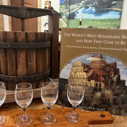 Incognito Winery - Sample Fite wine boards
