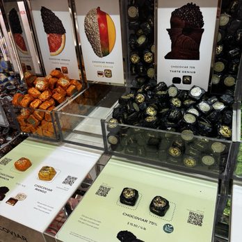 Venchi - Chocolatiers & Shops Near Me - Costa Mesa, California Venchi - Chocolatiers & Shops Near Me - Costa Mesa, California