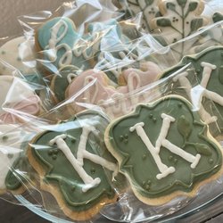 Creative Memories The Sweet Spot Bakery - Custom cookies for baby shower!