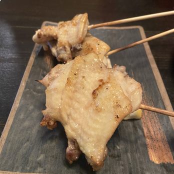 Hachi - wings.. sad.. no crispy skin.  tasted like it was boiled and torched.. - Japanese Near Me - Portland, Oregon