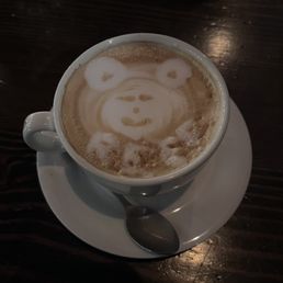 An adorable coffee from Reef - their waiters are artistes! An adorable coffee from Reef - their waiters are artistes!