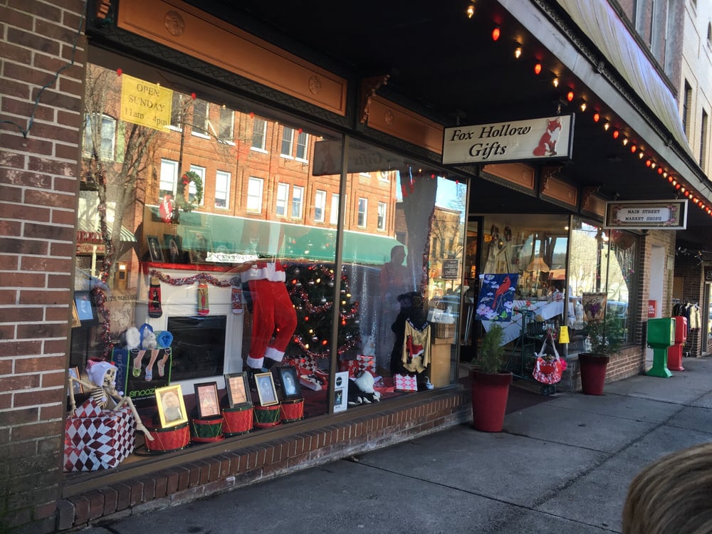 ECLECTIC COTTAGE nearby at 15 West Main St, Brevard, North Carolina
