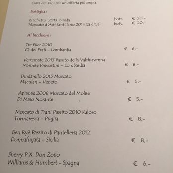 Lanterna Verde - Selection of sweet wines for dessert. - Italian Near Me - Villa Di Chiavenna, SO