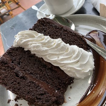 Cafe Americano - Giant Chocolate Cake - American Near Me - Miami Beach, Florida