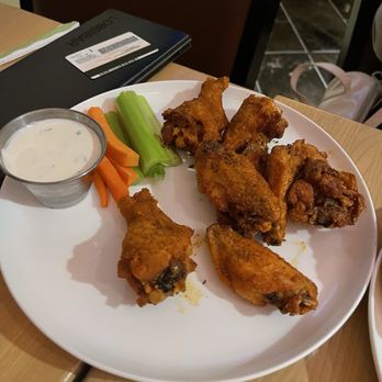 Lobbibar - Chicken wings - Lounges Near Me - Arlington, Virginia