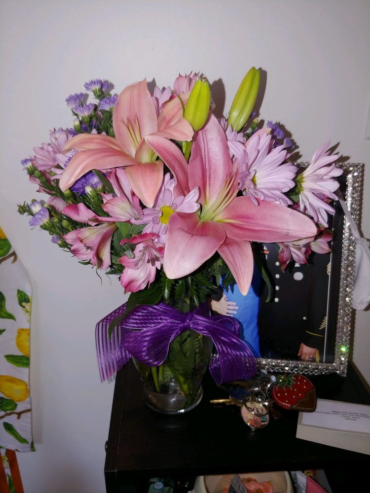 ELKTON FLORIST Updated June 2024 11 Photos & 16 Reviews 132 W