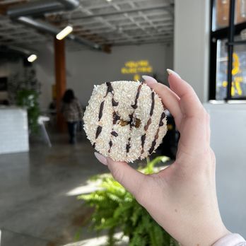 Electric Coffee House - Samoa Donut - Coffee & Tea Near Me - Sumner, Washington Electric Coffee House - Samoa Donut - Coffee & Tea Near Me - Sumner, Washington