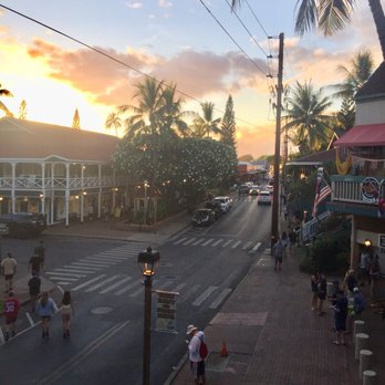 Cool Cat Cafe - Burgers Near Me - Kihei, Hawaii Cool Cat Cafe - Burgers Near Me - Kihei, Hawaii
