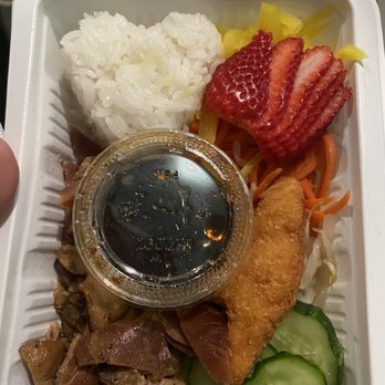 Bowl'd Korean Rice Bar - Kid's Rice Bowl w/chicken - Korean Near Me - Albany, California Bowl'd Korean Rice Bar - Kid's Rice Bowl w/chicken - Korean Near Me - Albany, California