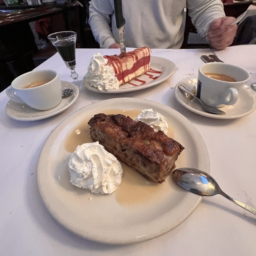 Gianna's - Italian Near Me - Carlstadt, New Jersey